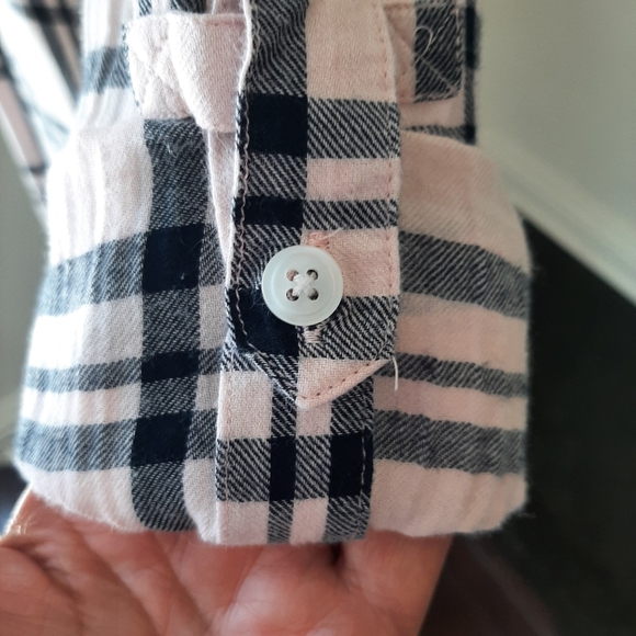 CROWN & IVY PINK PLAID TOP - Picture 9 of 13